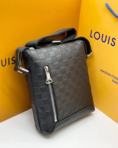 Сумка Louis Vuitton A103788 премиум 22/18 см черная
