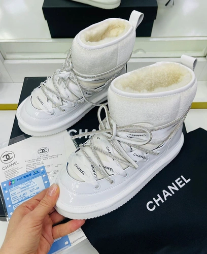 Угги женские Chanel белые А5022 фото-3