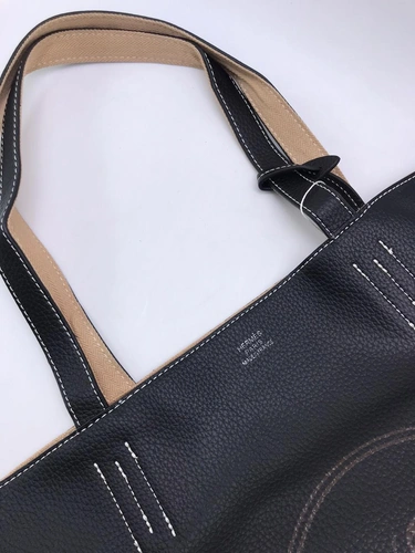Женская кожаная сумка Hermes черная двусторонняя фото-5
