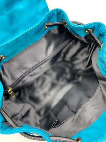 Женский рюкзак Coach тканевый ярко-синий с откидным клапаном 25/30/13 см фото-4