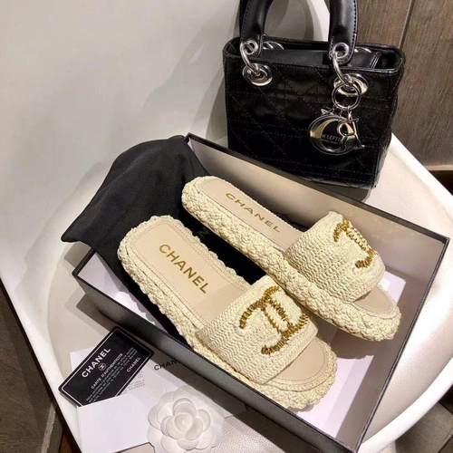 Шлепанцы женские Chanel белые премиум-люкс коллекция 2021-2022 фото-5