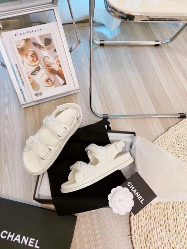 Сандалии женские кожаные Chanel белые премиум-люкс коллекция 2021-2022 фото-7