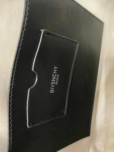Женская кожаная сумка Givenchy черная 31/25/7 см фото-5