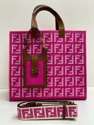 Женская тканевая сумка Fendi розовая с рисунком-монограммой 38/32/19 см фото-5