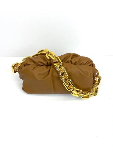 Женская кожаная сумка Bottega Veneta The Chain Pouch коричневая 30/12/13 фото-4