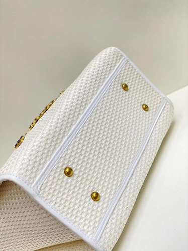 Женская тканевая сумка-шоппер Chanel белая с ручками-цепочками 31/30/15 см фото-7