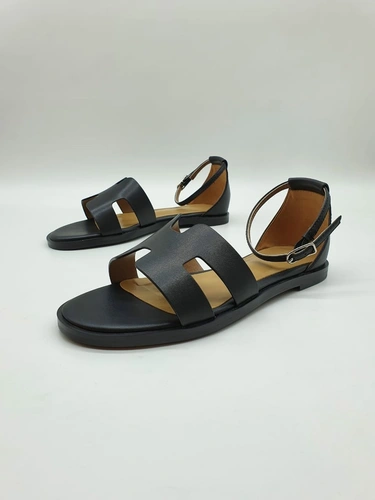 Босоножки женские Hermes Chypre Sandals A110030 кожаные чёрные фото-4