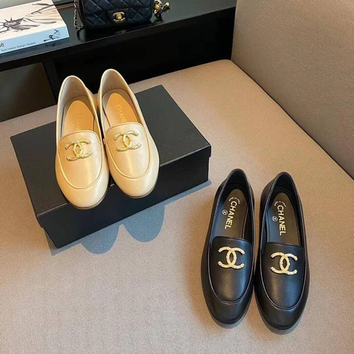 Туфли-лоферы Chanel кожаные коллекция 2021-2022 фото-4