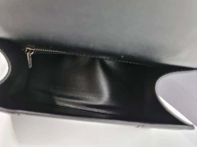 Женская кожаная сумка Balenciaga черная 24/14/10 коллекция 2021-2022 A66682 фото-5