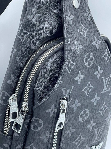 Мужская сумка-кобура Louis Vuitton A103907 из канвы серая 33:18:9 см фото-5