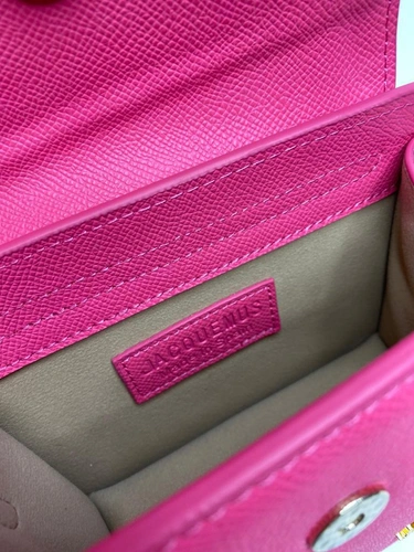 Женская маленькая кожаная сумка Jacquemus ярко-розовая 17/13/7 см фото-6