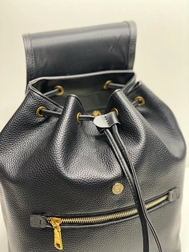Женский рюкзак Coach из зернистой кожи чёрный с откидным клапаном 25/30/11 см фото-4
