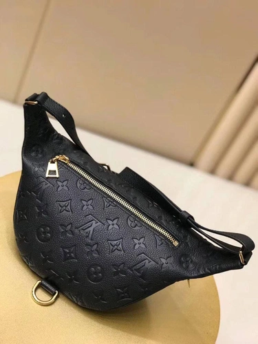 Поясная сумка Louis Vuitton тиснёная кожа Monogram Empreinte премиум-люкс черная 23/16/10 фото-9