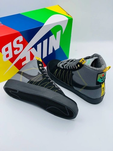 Кроссовки Nike SB Zoom Blazer Mid L.Grey-Black фото-3