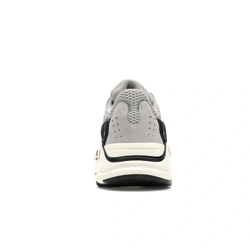 Кроссовки Adidas Yeezy 700 Wave Runner Solid Grey фото-2