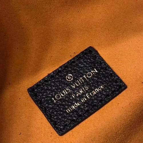 Поясная сумка Louis Vuitton тиснёная кожа Monogram Empreinte премиум-люкс черная 23/16/10 фото-6