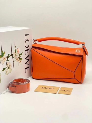 Женская кожаная сумка Loewe оранжевая фото-2