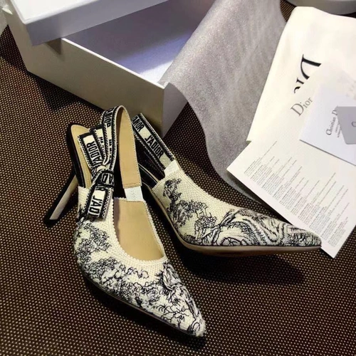 Туфли-босоножки женские Christian Dior с рисунком на высоком каблуке коллекция лето 2021 фото-2