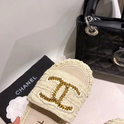 Шлепанцы женские Chanel белые премиум-люкс коллекция 2021-2022 фото-3