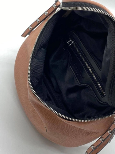 Женская кожаная сумка Balenciaga бежевая 25/22 коллекция 2021-2022 фото-2