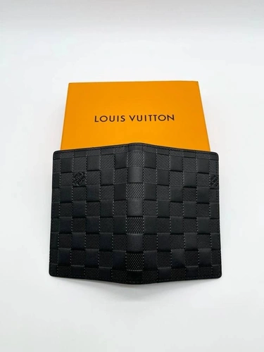 Обложка для паспорта Louis Vuitton A104085 чёрная 14/10 см фото-4