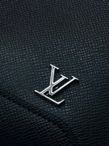 Сумка-слинг Louis Vuitton Avenue М41700 премиум-люкс черная 30/28 фото-4