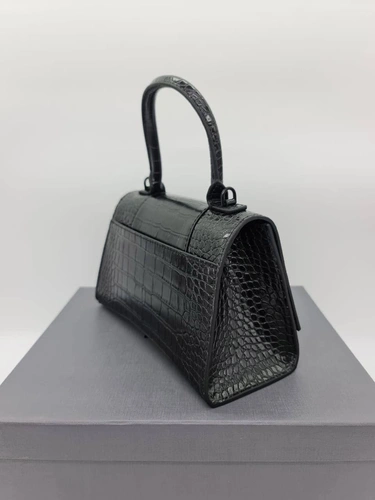 Женская кожаная сумка Balenciaga черная 24/14/10 коллекция 2021-2022 A66694 фото-6