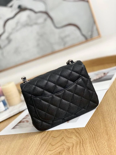 Женская сумка Chanel черная A79398 премиум с логотипом Размер: 25*15*8 см фото-2