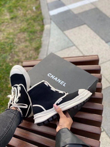 Кроссовки женские Chanel черно-белые A55018 фото-3