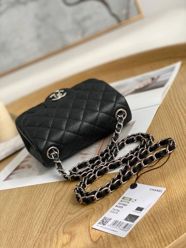 Женская сумка Chanel черная A79398 премиум с логотипом Размер: 25*15*8 см фото-3