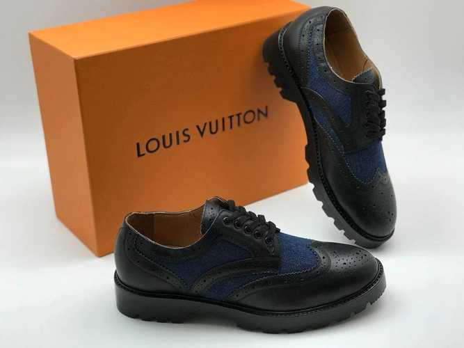 Мужские туфли-броги кожаные Louis Vuitton черные коллекция 2021-2022 фото-4