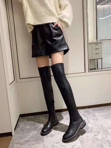Ботфорты кожаные Givenchy черные A57470 фото-4