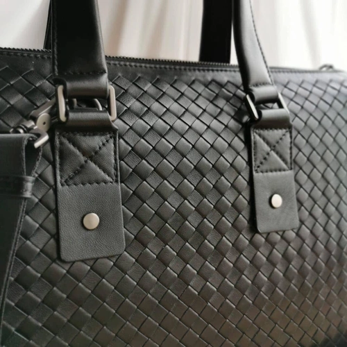 Мужской кожаный портфель Bottega Veneta черный 39/26 коллекция 2021-2022 фото-3