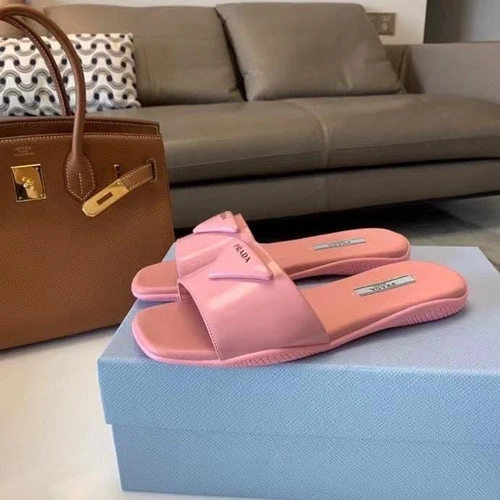 Женские кожаные шлёпанцы Prada розовые премиум-люкс коллекция 2021-2022 фото-5