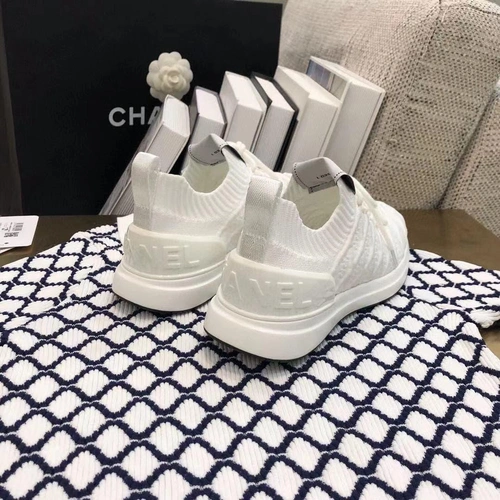Кроссовки женские Chanel белые из текстиля премиум-люкс коллекция 2021-2022 фото-2