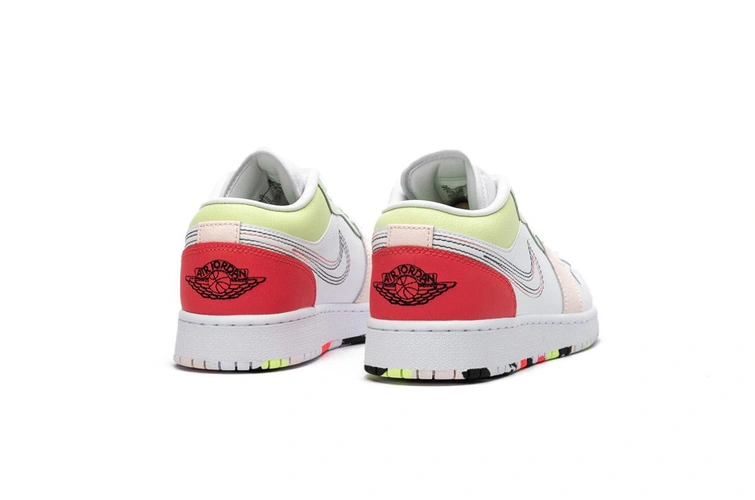 Кроссовки Nike Air Jordan 1 Low GS фото-2
