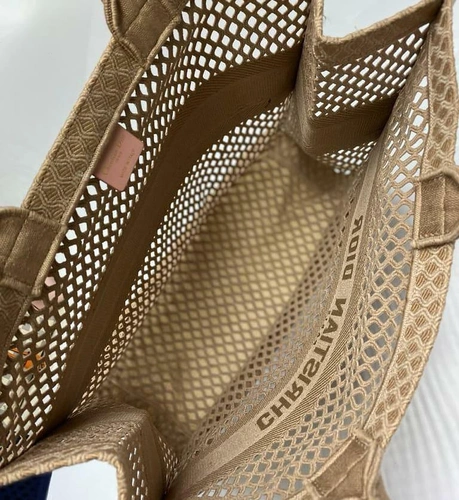 Женская сумка Dior тканевая ажурная бежевая 42/32/15 см фото-2