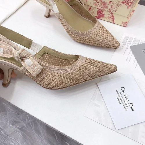Туфли-босоножки женские Christian Dior бежевые коллекция 2021-2022 фото-2