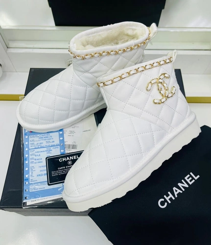 Угги женские Chanel белые А5019