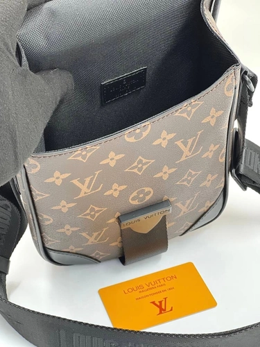 Мужская сумка Louis Vuitton A104286 премиум 21/16 см коричневая фото-4