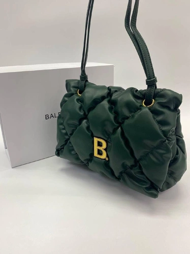 Женская кожаная сумка Balenciaga зеленая 25/17 коллекция 2021-2022 фото-4