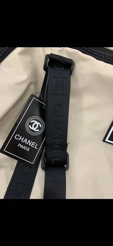 Дорожная сумка Chanel из нейлона белая большого размера 50/35 см фото-3