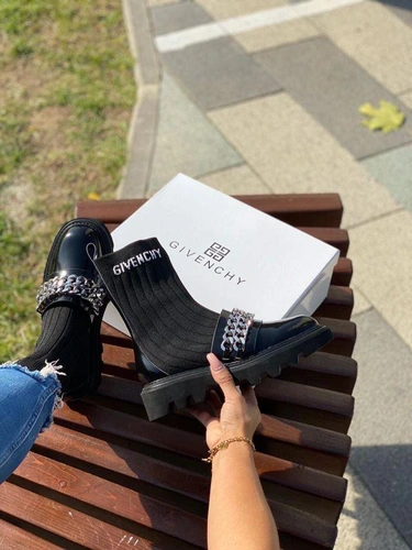 Ботинки женские Givenchy черные A54660 фото-3