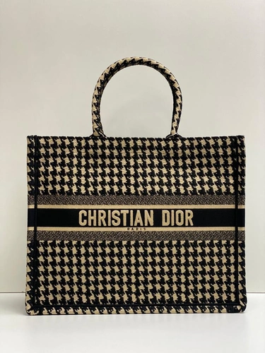 Женская сумка-шоппер Dior из ткани с мелким чёрно-белым рисунком 42/34/16 см