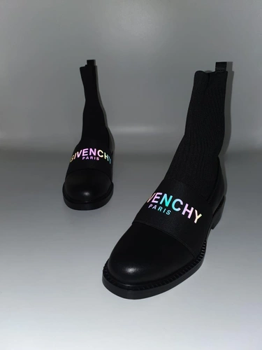 Зимние ботинки женские Givenchy светящиеся черные фото-2