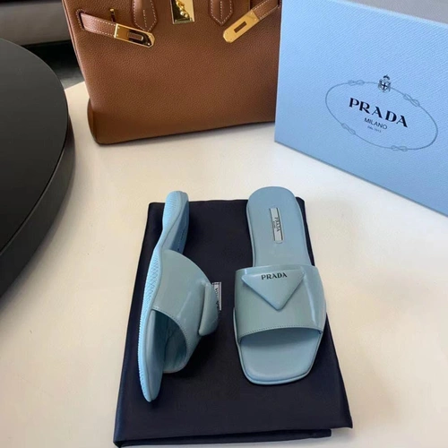 Женские кожаные шлёпанцы Prada голубые премиум-люкс коллекция 2021-2022 фото-8