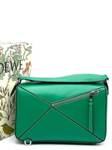Женская кожаная сумка Loewe A106364 зелёная 30/18 см фото-9
