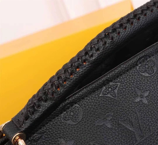 Женская кожаная сумка Louis Vuitton черная  42/31 фото-6