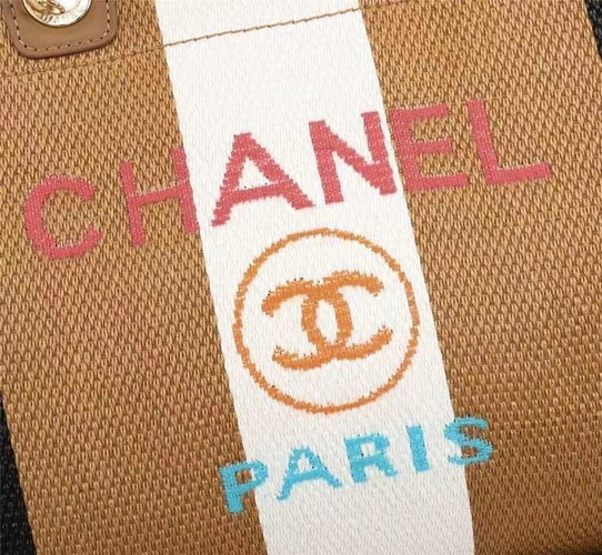 Женская сумка-шоппер Chanel из соломки в полоску 35/30 см фото-2