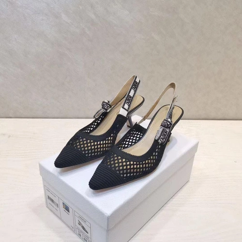 Туфли-босоножки женские Christian Dior чёрные на среднем каблуке коллекция лето 2021 фото-3